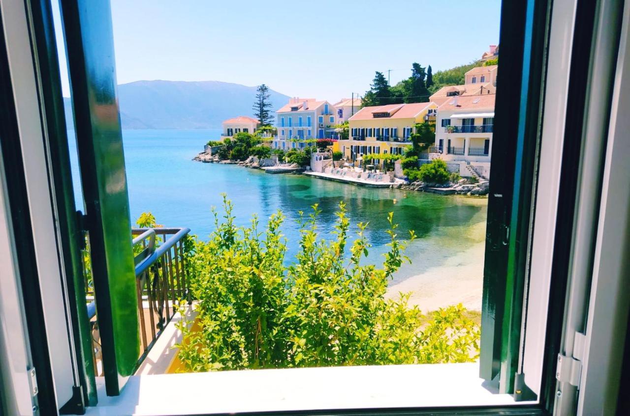 Villa Ireni Waterfont Фискардон Экстерьер фото