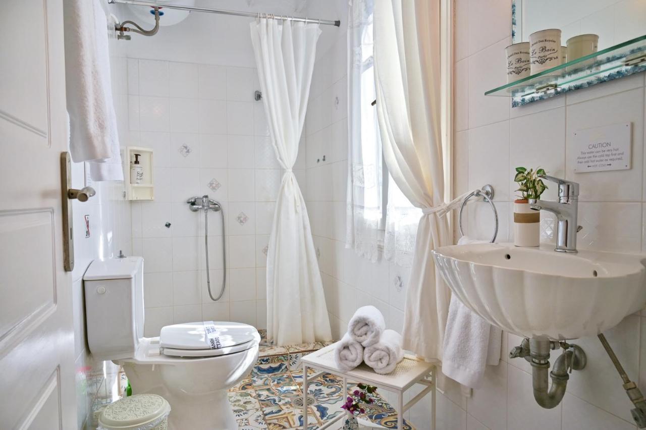 Villa Ireni Waterfont Фискардон Экстерьер фото